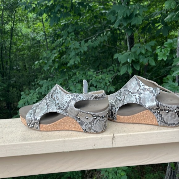 Sandals - Picture 3 of 7